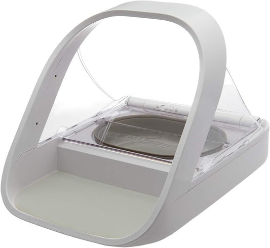 Sure Petcare SureFeed Microchip Pet Feeder with Sealed Lid, RFID Collar Tags Compatible, Works for Wet and Dry Food, White, 4 x C Cell Batteries Required, Not Included